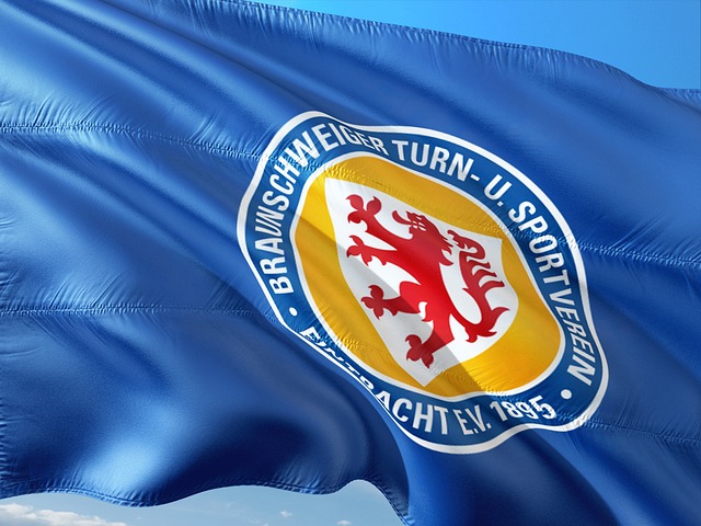 但他们之间 但他们之间