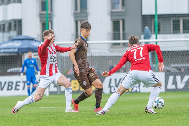 姆巴佩以 姆巴佩以