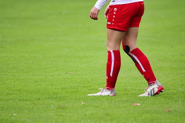 尔的合力发 尔的合力发